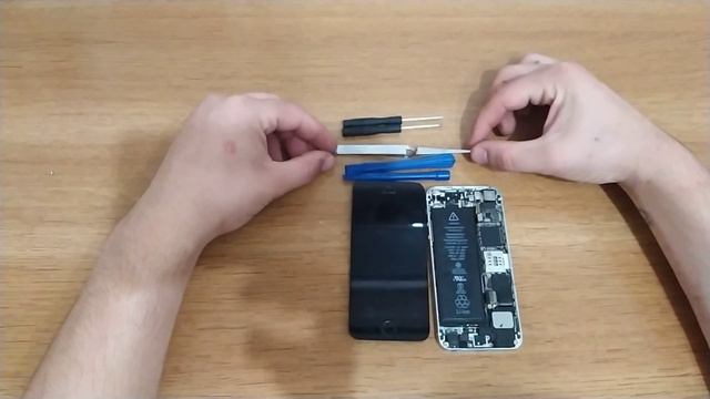 Все мои IPhone!(разбитые, они много пережили))) смотреть онлайн