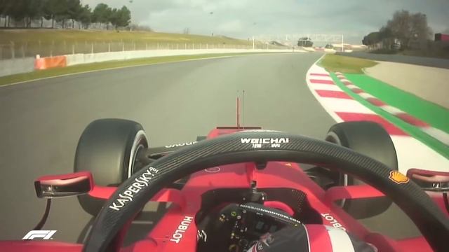 Charles Leclerc Goes Fastest for Ferrari on Day 2 | F1 Testing 2019 смотреть онлайн