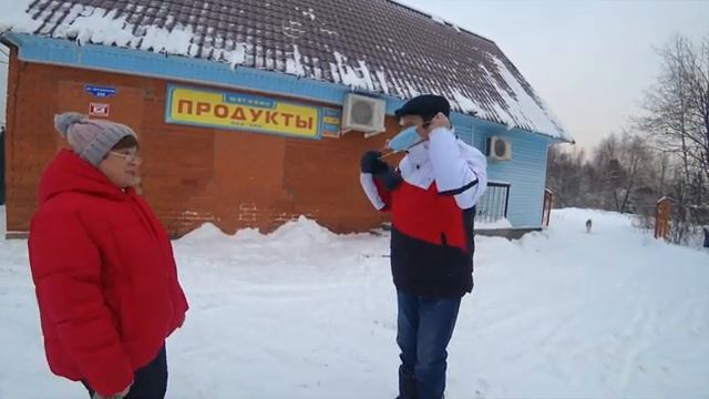 Облом с тюбингами ((( День с нами, зимой на даче смотреть онлайн