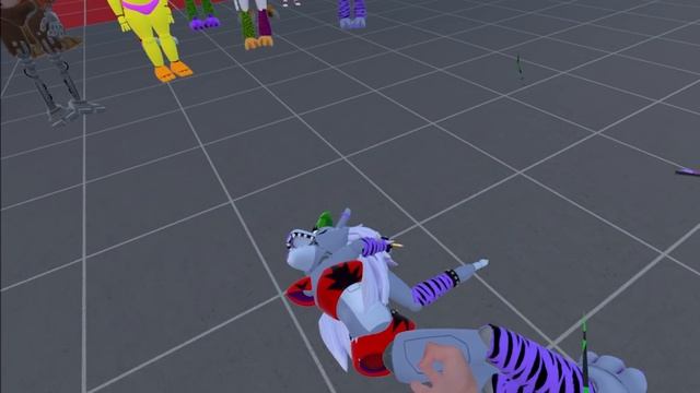 НЕЗАКОННЫЕ Эксперименты над Рокси из ФНАФ в VR! смотреть онлайн