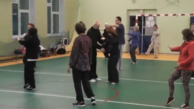 Школ Иероглиф Тайцзи Ян 24 формы смотреть онлайн