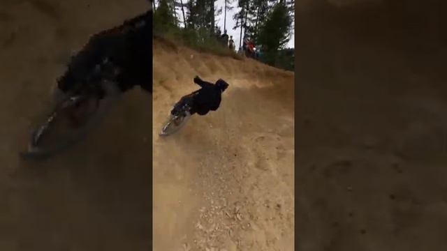 Прохождение трассы велосипедистом смотреть онлайн