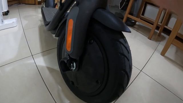 【 電動滑板車 】NINEBOT F30 使用三週心得分享 該買還是不該買呢？ смотреть онлайн