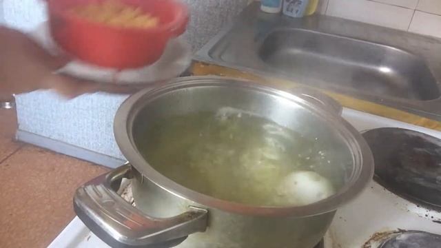 СУП С ФРИКАДЕЛЬКАМИ. ОЧЕНЬ ПРОСТО И ОЧЕНЬ ВКУСНО. смотреть онлайн