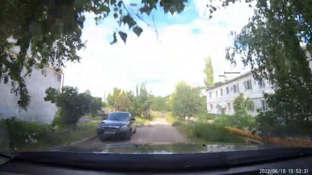 По улицам Вольска (дорога от Северного до п. Видим) 18 июня 2022 г.