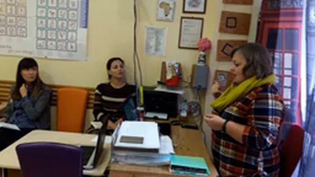 Светлана Тарасенко, автор учебного пособия Play&Read / English Room Алушта. Видео 2 смотреть онлайн