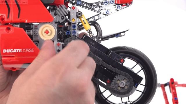 Not perfect, but darn good: LEGO Technic Ducati Panigale V4 R review! 42107 смотреть онлайн