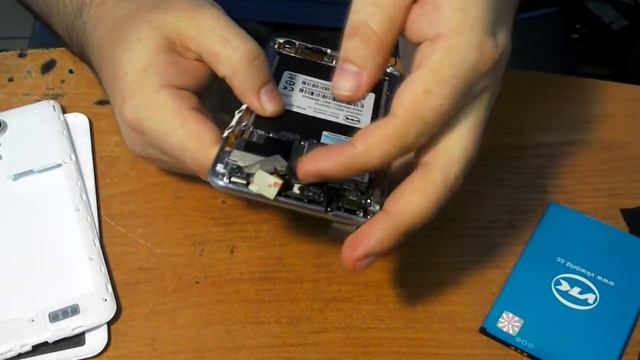 VKworld VK700 PROTouch, або... телефон Павла Дурова смотреть онлайн