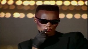 ##Грейс Джонс ##I've Seen That Face Before##