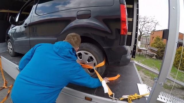 Wjazd samochodem na busa (najazdy) смотреть онлайн