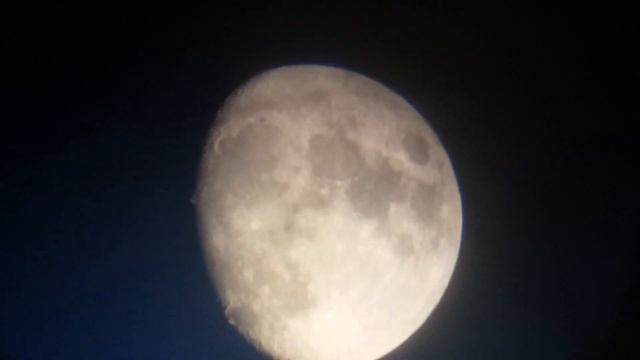 J'ai vu la lune avec ma longue-vue qui zoom 60x смотреть онлайн