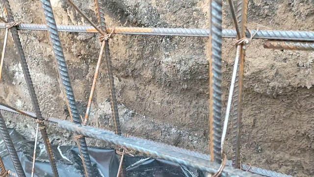 экономный арматурный каркас для бетонного бассейна. смотреть онлайн