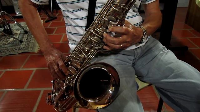 sax YTS 62 tentando graves смотреть онлайн