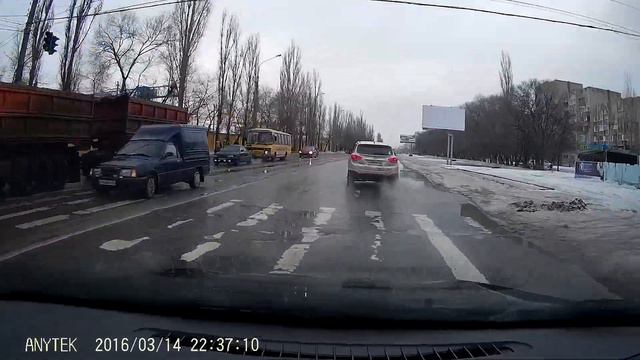 ANYTEK AT66A - видео с регистратора в пасмурную погоду смотреть онлайн