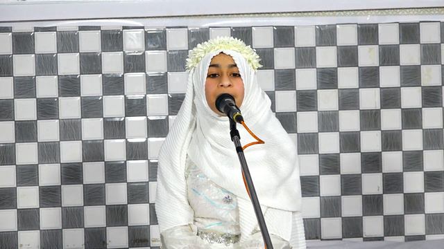 🔷Butiful Reciting the Holy Quran 🔷By Unsa Tasleem Shamsi смотреть онлайн