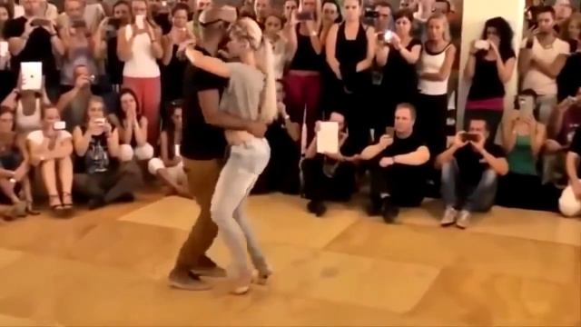 El mejor baile de Bachata смотреть онлайн