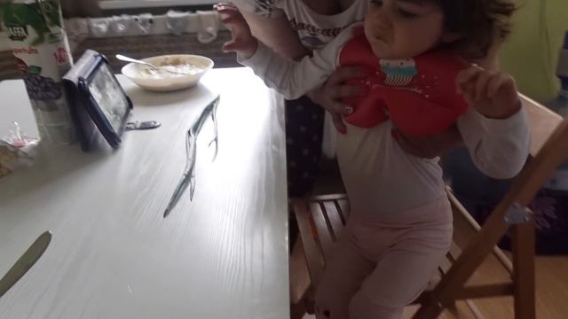 VLOG Чем кормить семью, когда худеешь? Лариса вылила на меня воду и смеётся. Енот подрос смотреть онлайн