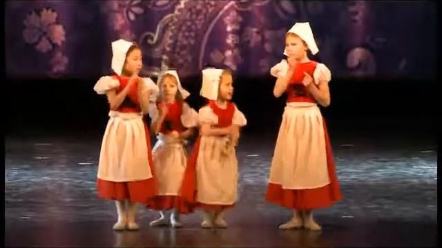 Мастерская балета Егора Симачева. Новогодний Бал Золушки. Костюмы портних от Shopenka.ru смотреть онлайн