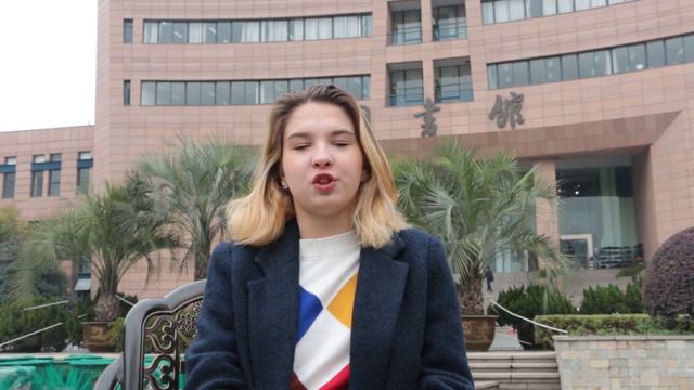 История Ани о том, как она поступила в HDU смотреть онлайн