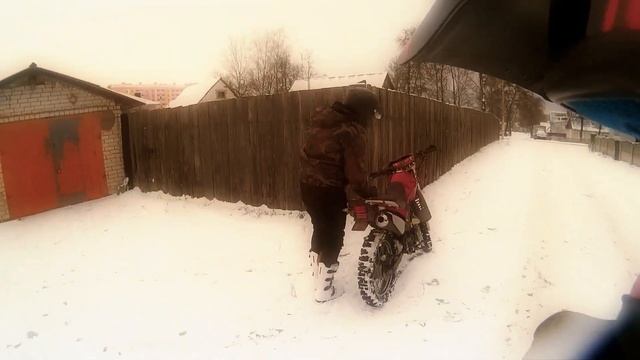 В гололед на нешипованной резине | Studless tire on ice смотреть онлайн