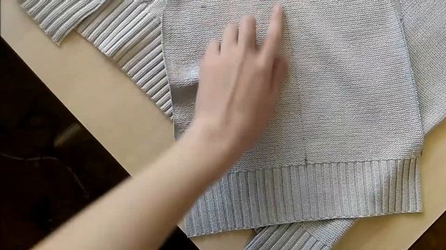 DIY! /// ИЗ СВИТЕРА В ШАПКУ смотреть онлайн