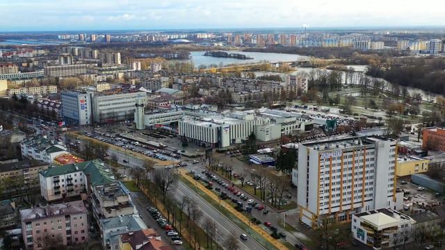 Полет над Брестом, в формате 4K, зима 2019( dji mavic pro2 ) смотреть онлайн