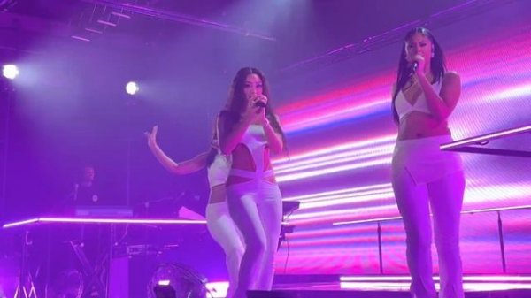 FLO - Superstar (Jamelia cover) - New Century Hall, Manchester 3/4/23