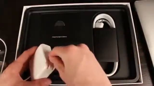 New 13 MacBook Pro Unboxing, Retina Display 13 Inch 2012 Unboxing1463