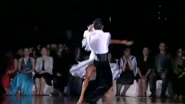 Michael Malitowski & Joanne Leunis - Paso Doble смотреть онлайн
