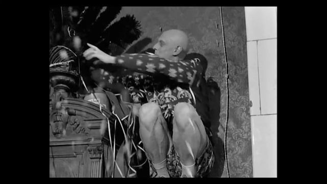 "Корабль уродов". "Черная Роза - эмблема печали, Красная Роза - эмблема любви". смотреть онлайн