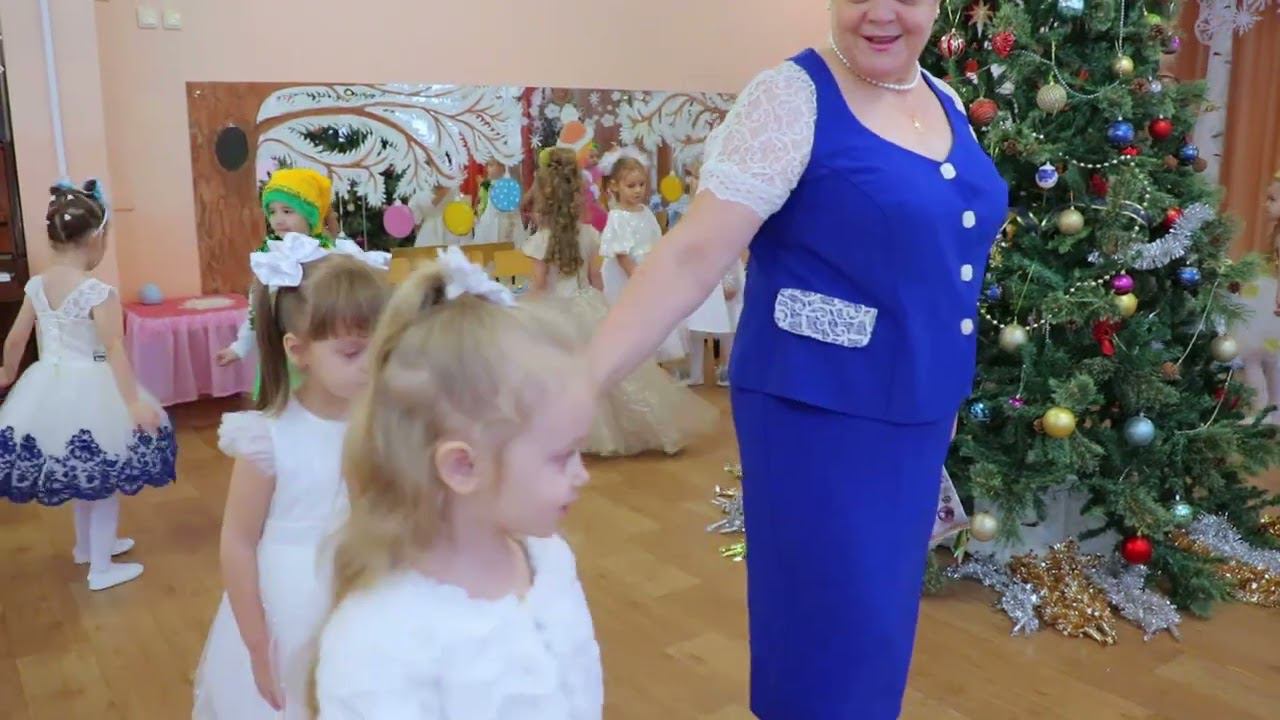 5 Новогодний Утренник 4 гр, 85 дс смотреть онлайн