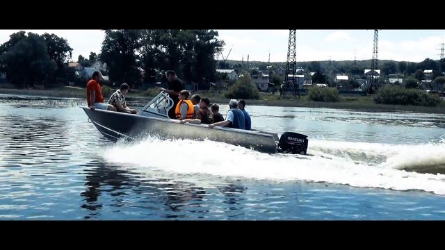 Realcraft 470 c 9 людьми на борту. смотреть онлайн