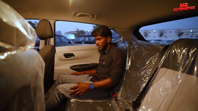7 லட்சத்துக்கு இந்த Base Model Hatchback வாங்கலாமா ? | அதிக Safety | 20 Km Mileage குடுக்குமா ? смотреть онлайн