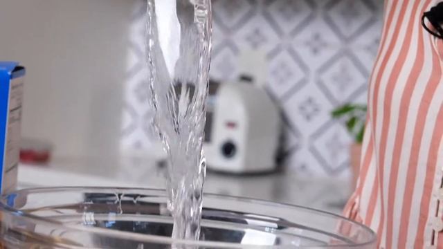 Reviewing Oster's Belgian Waffle Maker смотреть онлайн