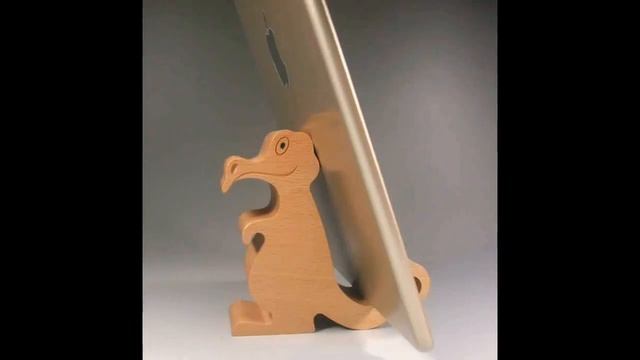 Homemade wooden phonfor desk | Cell phone holder idease stand смотреть онлайн