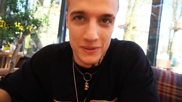 ПЕРЕЕХАЛА от родителей К ПАРНЮ? ПОЕЗДКА в Калининград! VLOG смотреть онлайн