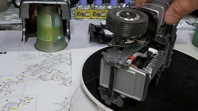 ITALERI 1/24 IVECO HI-WAY E5 ABARTH смотреть онлайн