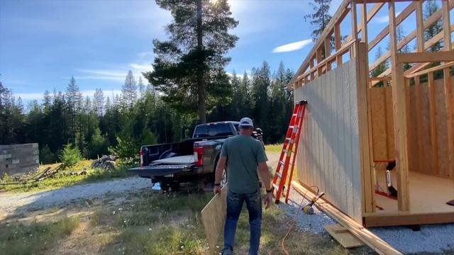 MISTAKES, VISITORS, AND RUNNING OUT OF WATER: Idaho Off Grid Homestead смотреть онлайн