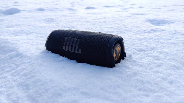JBL Charge 5 Outdoor Bass Test (Shape of You) смотреть онлайн