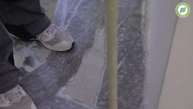 Финишная заливка пола под укладку Кварц винила, плитки ПВХ   Выравнивание пола   YouTube