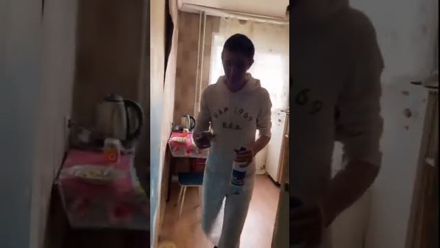 ИРИШКА ЧИКИ ПИКИ НА ВПИСКЕ У ПОДПИСЧИКОВ смотреть онлайн