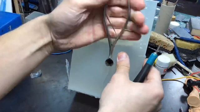Формовка силиконом и литьё из пластика. Silicone Molding and resin casting смотреть онлайн