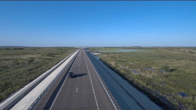 Nissan Leaf против Nissan Note E-power Заезд на 400м