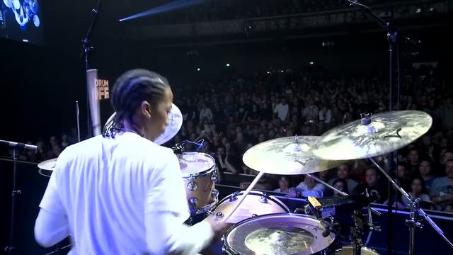 Ramon Sampson - Guitar Center's 21st Annual Drum-Off Winner (2009) смотреть онлайн