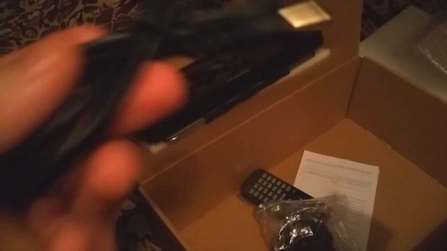 Распаковка и проверка телевизор LEADSTAR TV 12 дюймов HD Портативный ТВ DVB-T2 ATSC ISDB-T смотреть онлайн