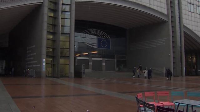 Европа «расщедрилась» под Новый год: сделала подарок, но не жителям ЕС, а только грузам смотреть онлайн