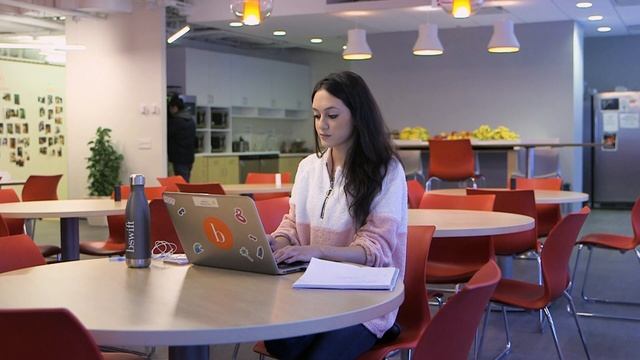 Build Pixel-Perfect Customer Apps and Portals on OutSystems смотреть онлайн