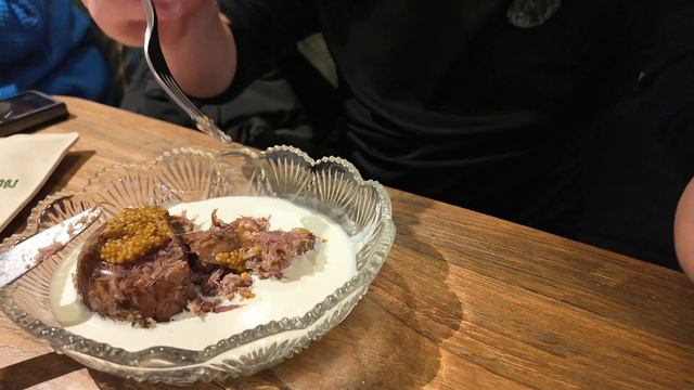 Холодец из хвостов : Обзор еды : Суздаль, ресторан Гостиный двор смотреть онлайн