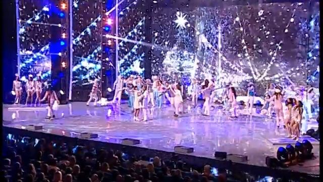 Михайло Поплавський - Сніг кружляє смотреть онлайн