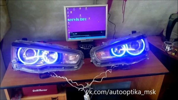 Светодиодные RGB26 вставки от TAU tech на Mitsubishi Lancer 10